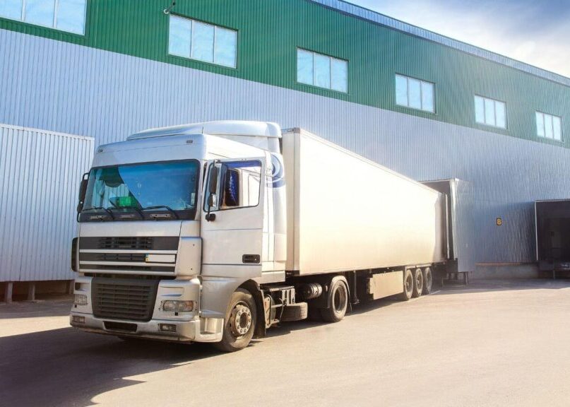 Logistik dan Penghantaran